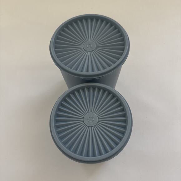 Vintage Tupperware Nesting Canisters Set of 2 With Lid Light Blue Farmhouse READ - Picture 2 of 13